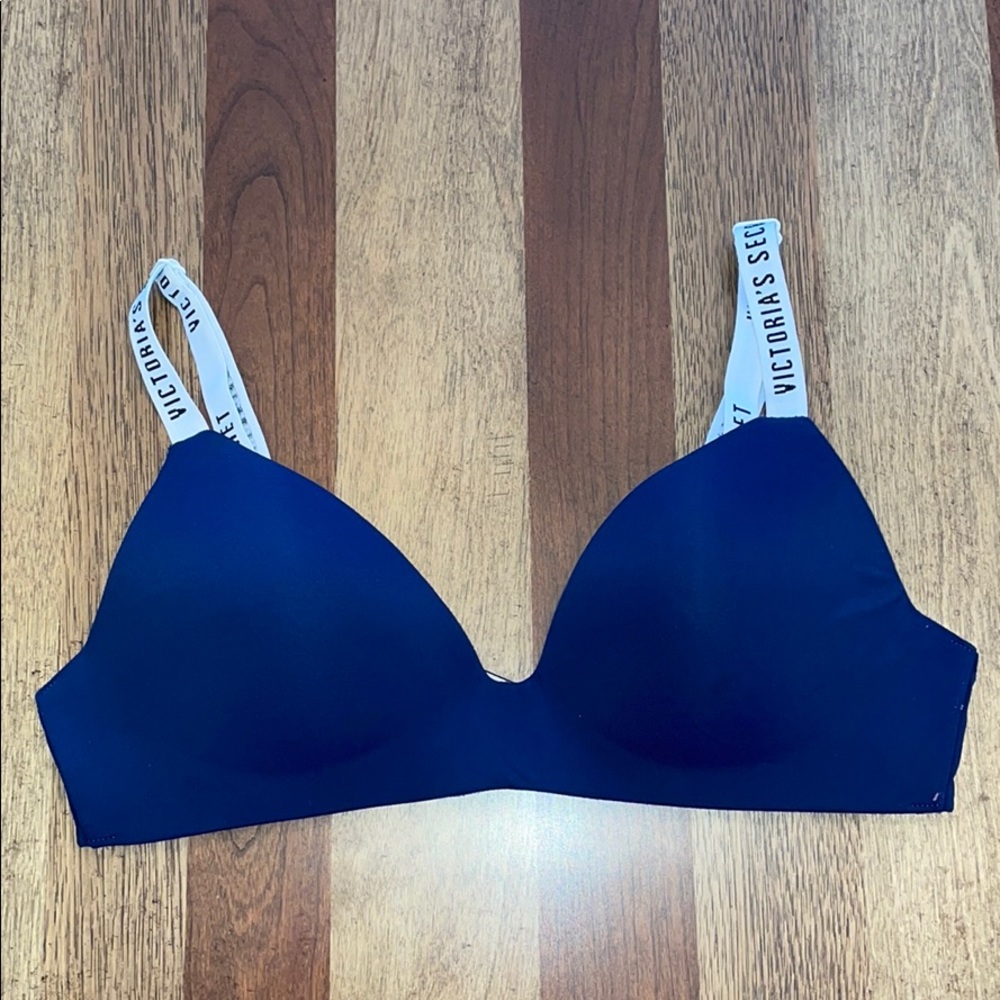 victoria’s Secret T-shirt Bra
